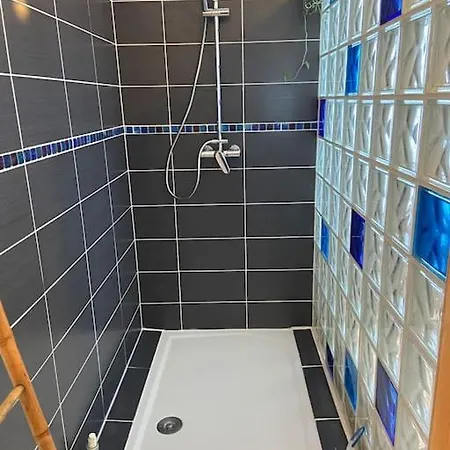 度假居 Maison 6 Personnes Avec Jardin *